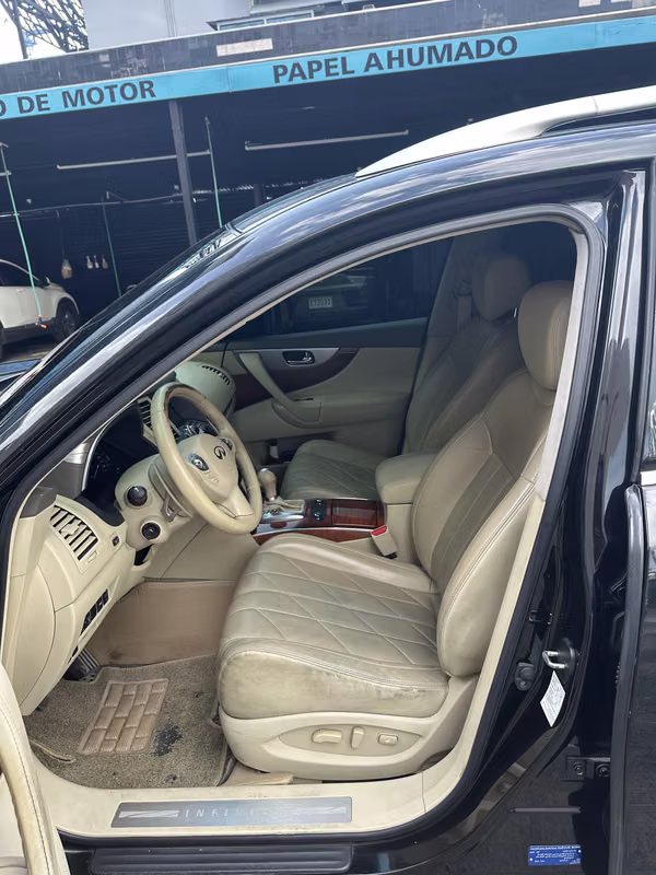 Infiniti QX70 AÑO 2018