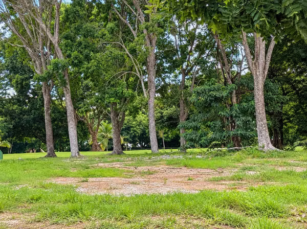 Venta de Terreno en Coronado, Club de Golf, 1,521m²