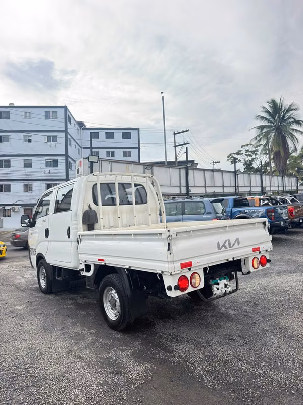 KIA K2700