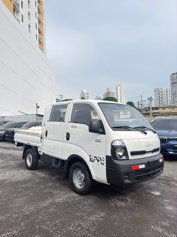 KIA K2700