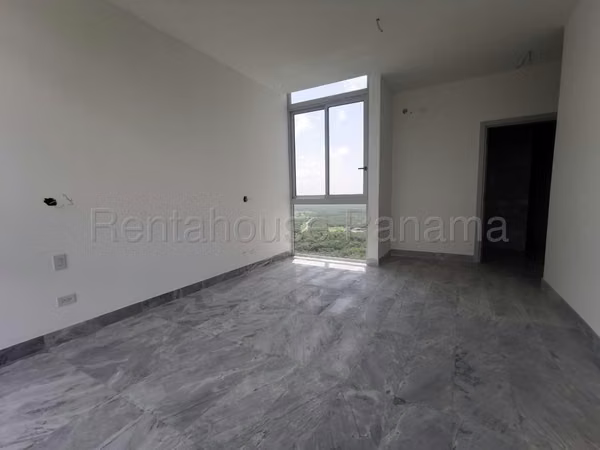 Alquiler de Penthouse en PH Ivy Tower Santa Maria 27SPCG2287