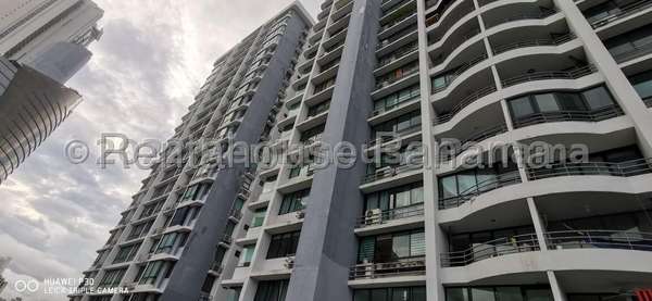 Alquiler de Comodo Apartamento en Paitilla 27*2298mfk