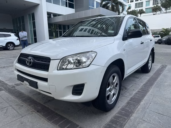 TOYOTA RAV4 2010 · 4 CIL 2.5 · AUTOMÁTICA · PANTALLA · 126 MIL KM MC007