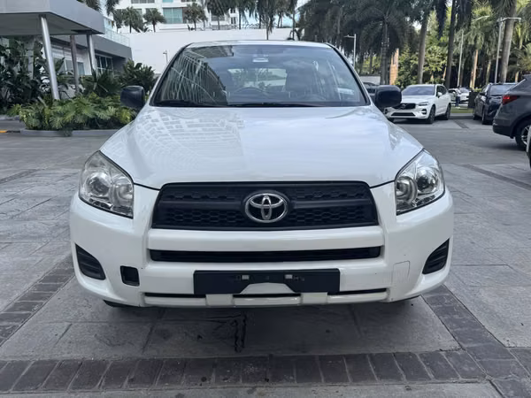 TOYOTA RAV4 2010 · 4 CIL 2.5 · AUTOMÁTICA · PANTALLA · 126 MIL KM MC007