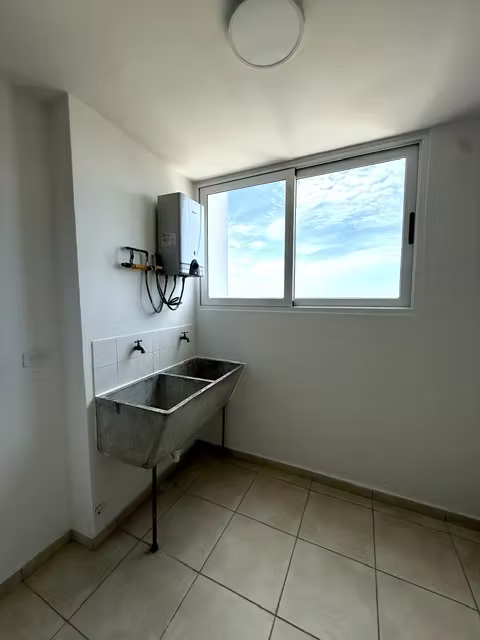 SALE APARTMENT SOUTH SEA