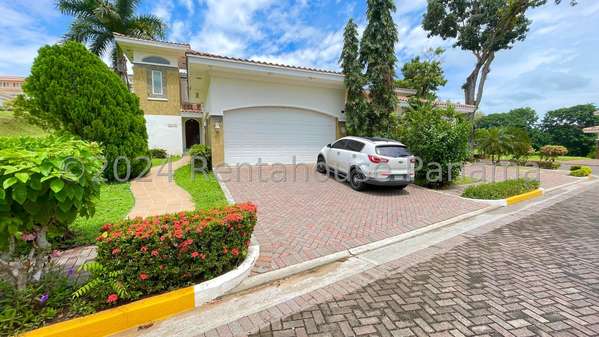 Sale of Broad Family House in Cocoli 25 * 2351Mfk