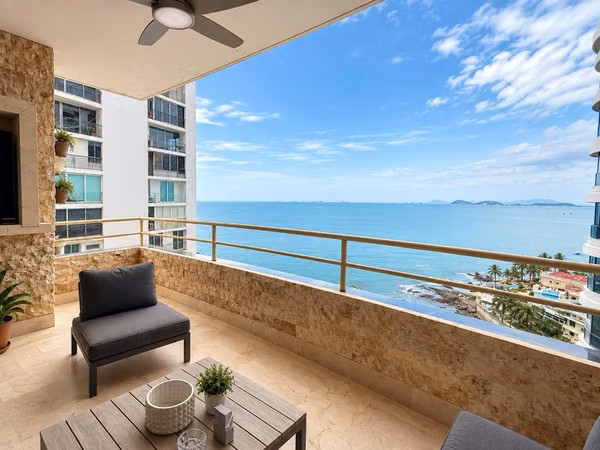 Punta del Sol - Punta Paitilla - Lujoso Apartamento con vista al mar