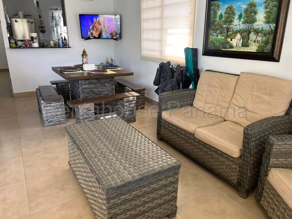 Semi-furnished Apartment for sale in Coronado Ph Paraiso Village EC