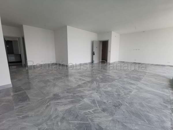 Apartment for rent in Santa Maria MPM27-2287