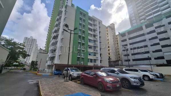 Apartment for Sale in Condado del Rey JG