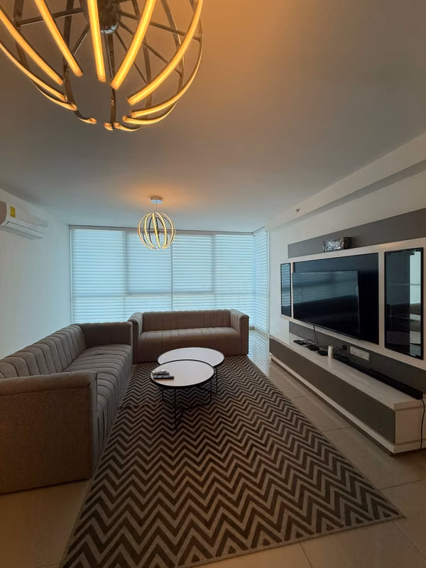 Alquiler de apartamento Amoblado en Costa del Este 3 Recamaras LH