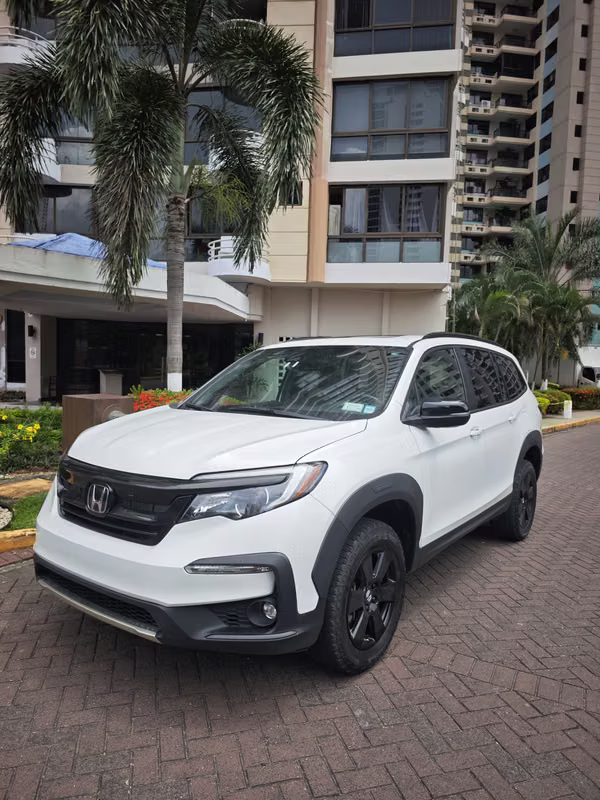 SE VENDE HONDA PILOT 2022 TRAILSPORT AWD