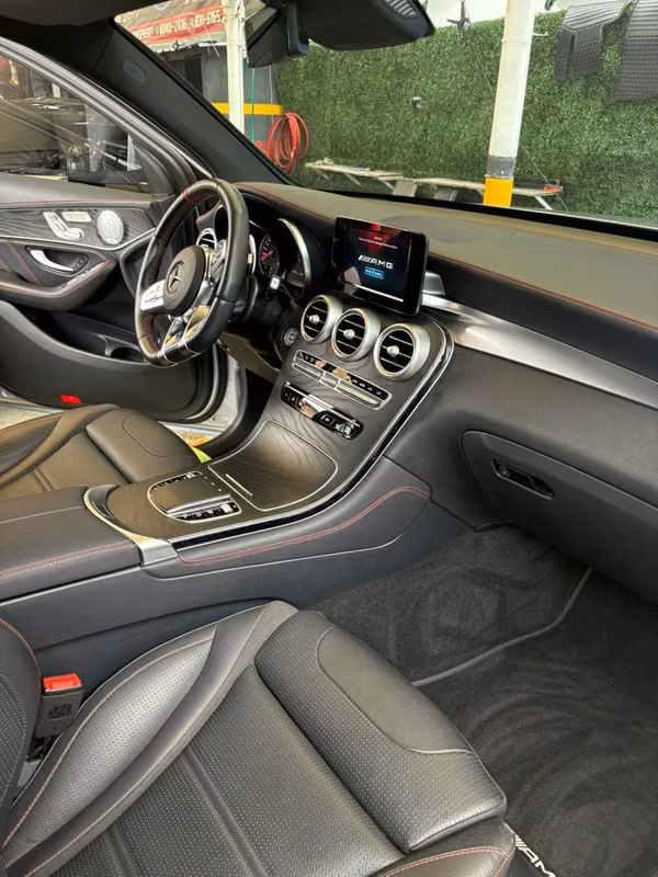 GLC43 AMG COMO NUEVA!!!