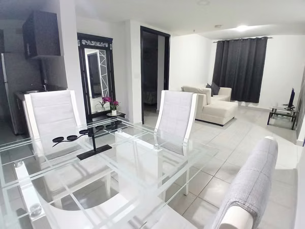 Alquiler Apartamento Amoblado Carrasquilla 