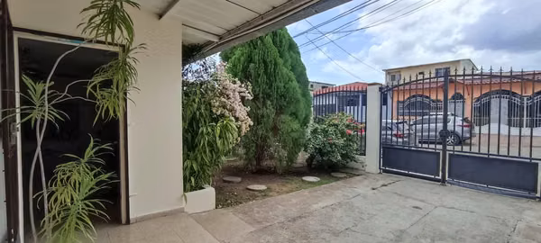 VENTA CASA LA CASTELLANA EN EL CRISOL 27ML2293