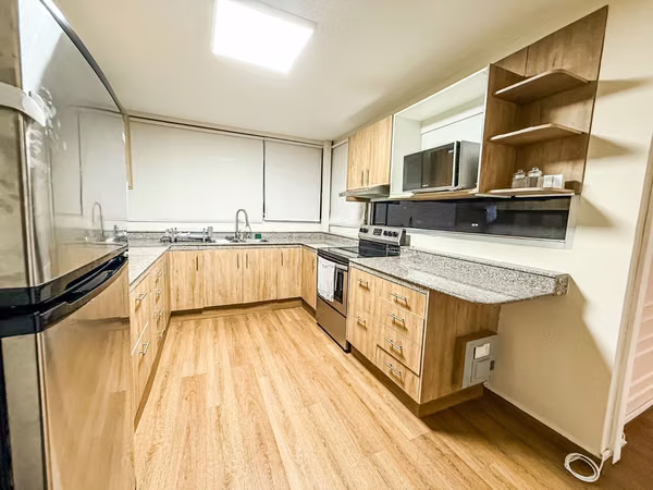 C498J SE ALQUILA AMPLIO APARTAMENTO AMOBLADO EN SAN FRANCISCO