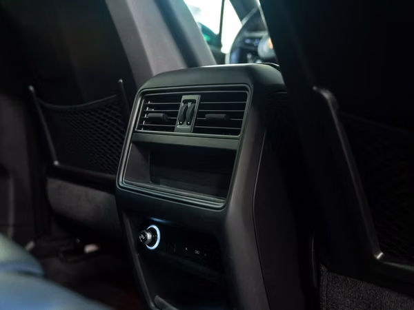 Porsche Cayenne E-Hybrid P06216