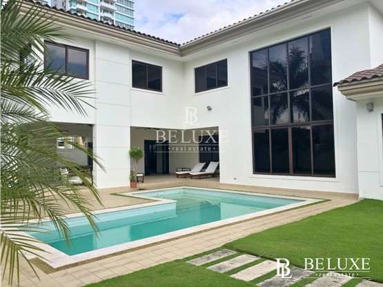 VENTA DE CASA EN PH RESIDENCIAL PASEO DEL PARQUE, COSTA DEL ESTE (6)