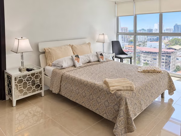 ALQUILER APARTAMENTO AVENIDA BALBOA COMPLETAMENTE AMOBLADO LISTO 1 NOVIEMBRE VV