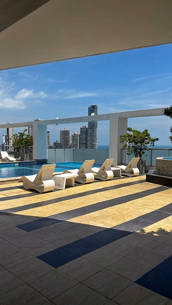Alquiler de Apartamento en Av. Balboa – PH Villa del Mar
