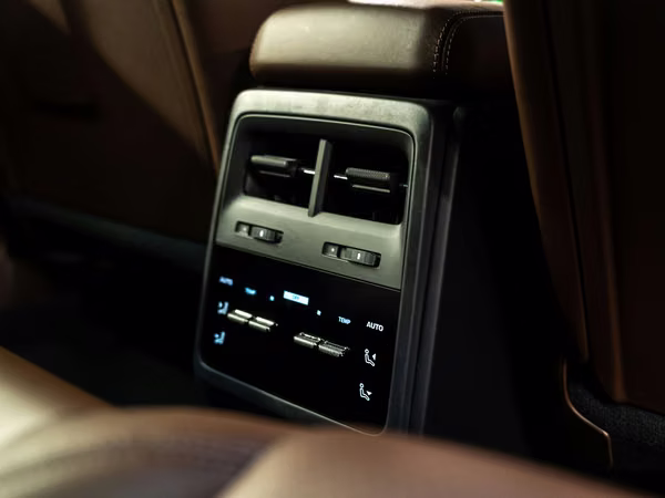 Porsche Macan 4S Electric