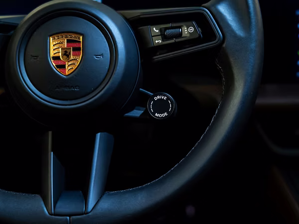 Porsche Macan 4S Electric