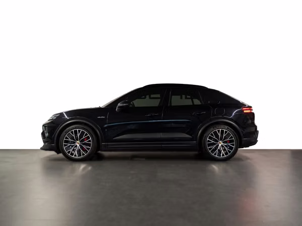 Porsche Macan 4S Electric