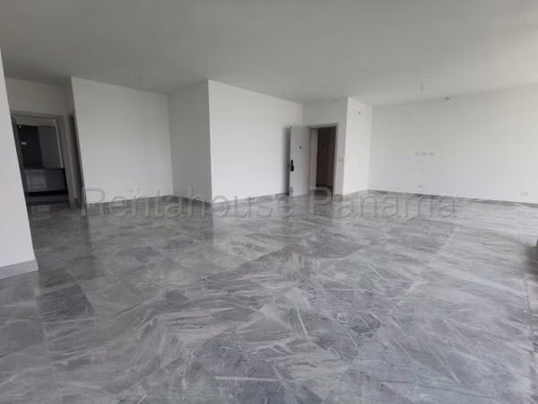 RENTAL PENTHOUSE THE IVY TOWER SANTA MARIA 27ML2287