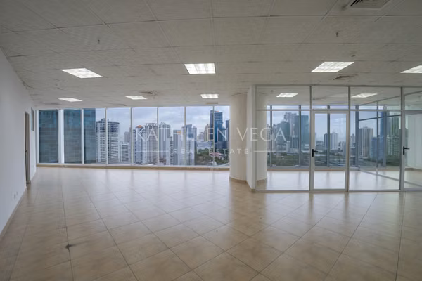 Oficina con vistas panorámicas en el Tornillo (F&F Tower)