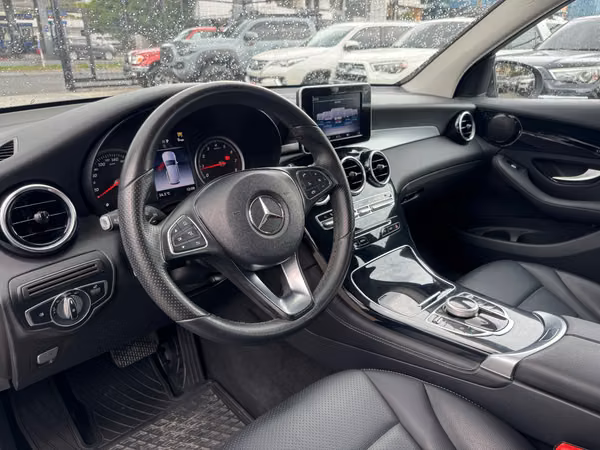MERCEDES BENZ GLC