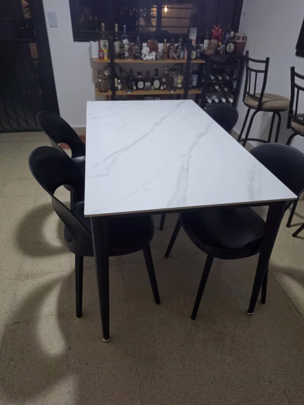 Dining room 4 stalls Sintered stone