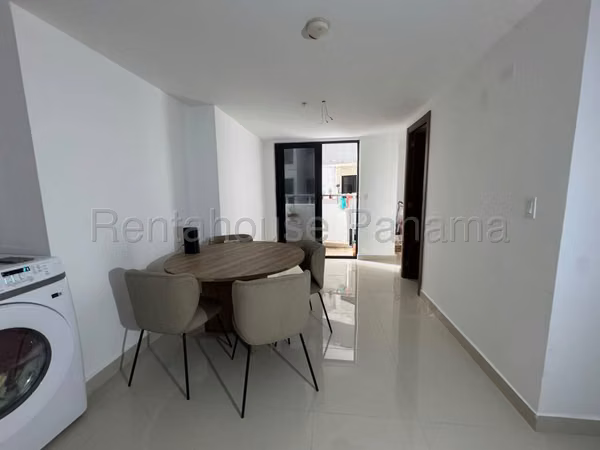Alquiler de Apartamento en Via España Ph World Wide KC