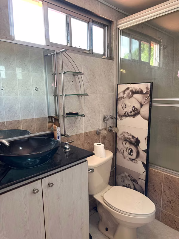 Casa de 4 Recámaras + Den en Limajo, Altos de Panamá - Gran Espacio Familiar