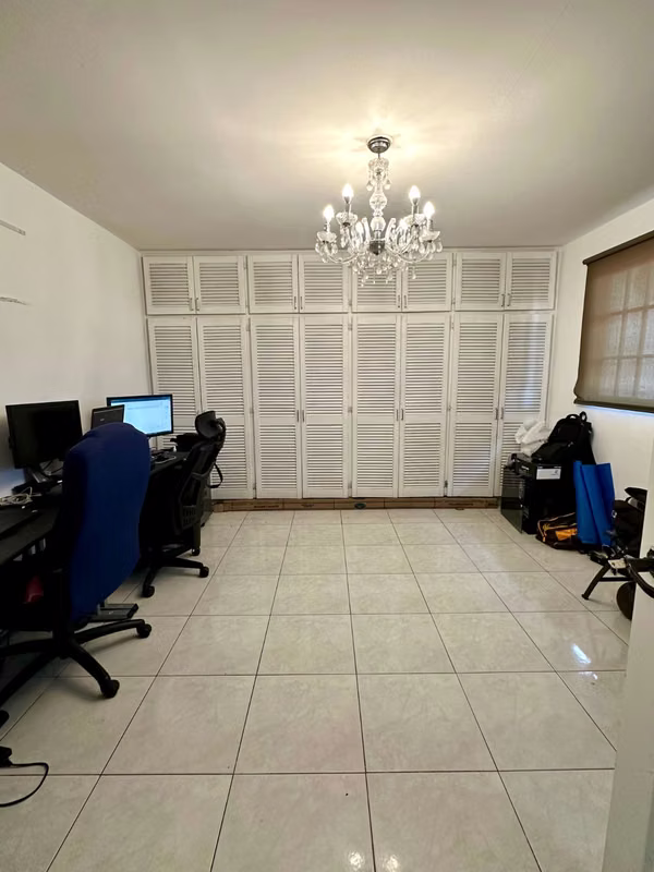 Casa de 4 Recámaras + Den en Limajo, Altos de Panamá - Gran Espacio Familiar