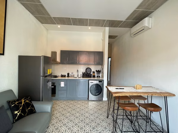 Apartamento Airbnb Ready en Venta – Casco Antiguo  Vivir o invertir en el corazón del Casco Antiguo