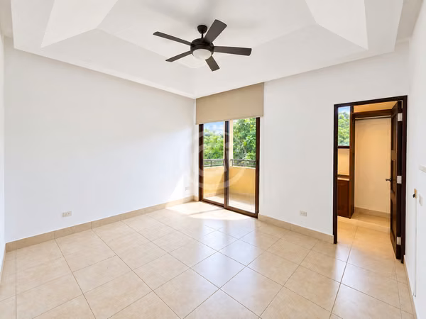 Sale Embassy Club Comfortable House 4 hab. Opportunity price.