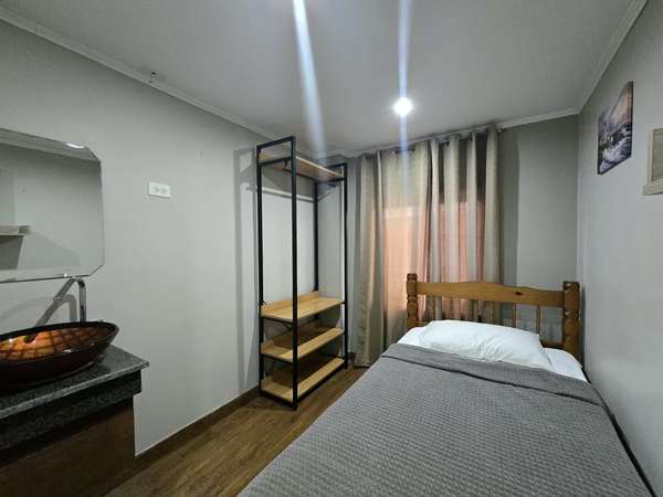 Private and independent room in Casa Rica