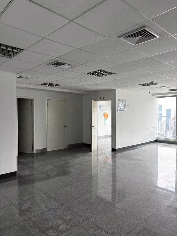 Alquiler de Oficina en Torre Bicsa