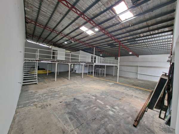 GALLEY ALKYL CLOSE TO EDISON SQUARE / READY TO OPERATE NOW