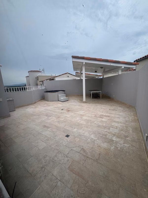 Exclusive Penthouse / Duplex Apartment with Jacuzzi and Private Terrace in PH Puntarena, Buenavetura