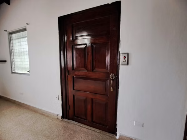 Casa en Alquiler en Betania - Sector El Dorado (700 MT2 terreno)