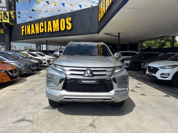 Mitsubishi Montero Sport 2023