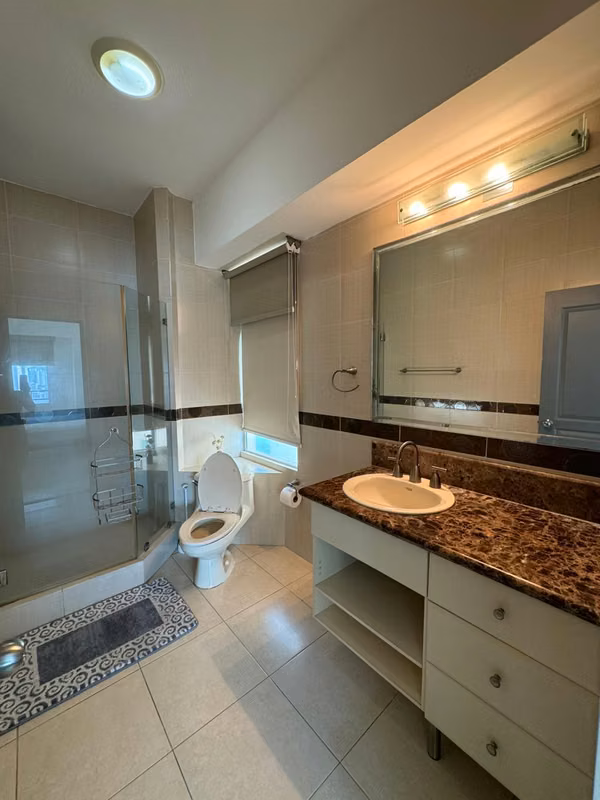 Apartment for sale in front of the Costera Cinta on Avenida Balboa