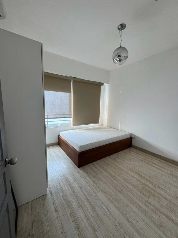 Apartment for sale in front of the Costera Cinta on Avenida Balboa