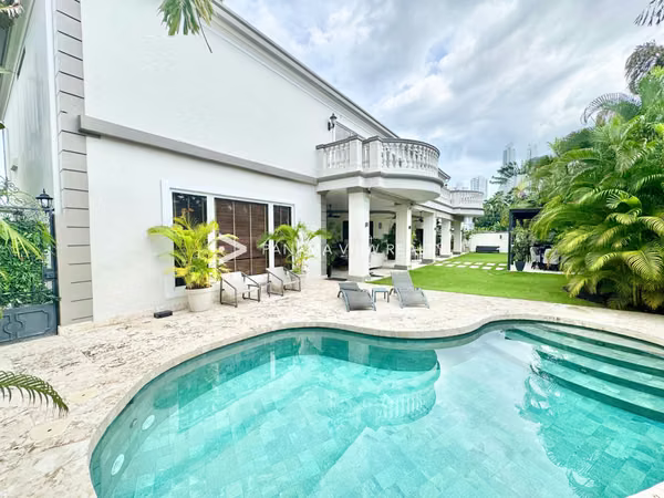 RESIDENCIAL ROYAL PACIFIC - COSTA DEL ESTE
