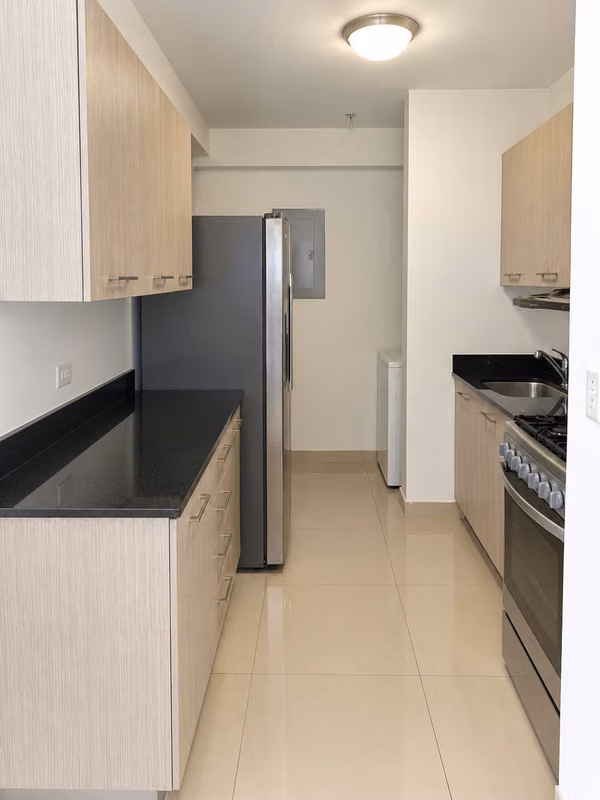 Apartamento Totalmente Amoblado / 2 Rec / 2 Baños / PH Green Park