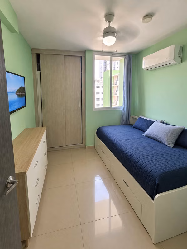 Apartamento Totalmente Amoblado / 2 Rec / 2 Baños / PH Green Park