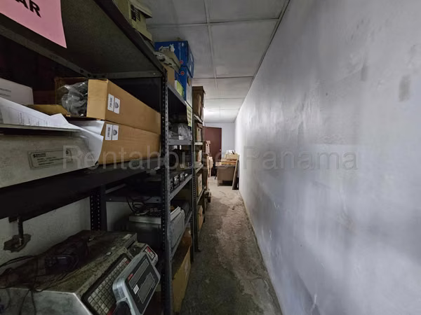 Vendo Casa Comercial de 219m2 en Betania 26-3569SRZ