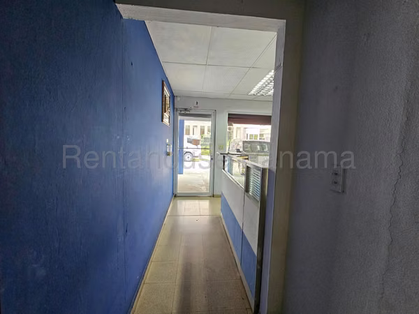 Vendo Casa Comercial de 219m2 en Betania 26-3569SRZ