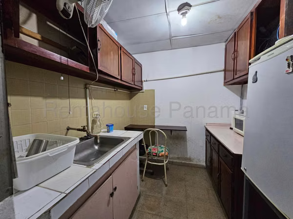 Vendo Casa Comercial de 219m2 en Betania 26-3569SRZ